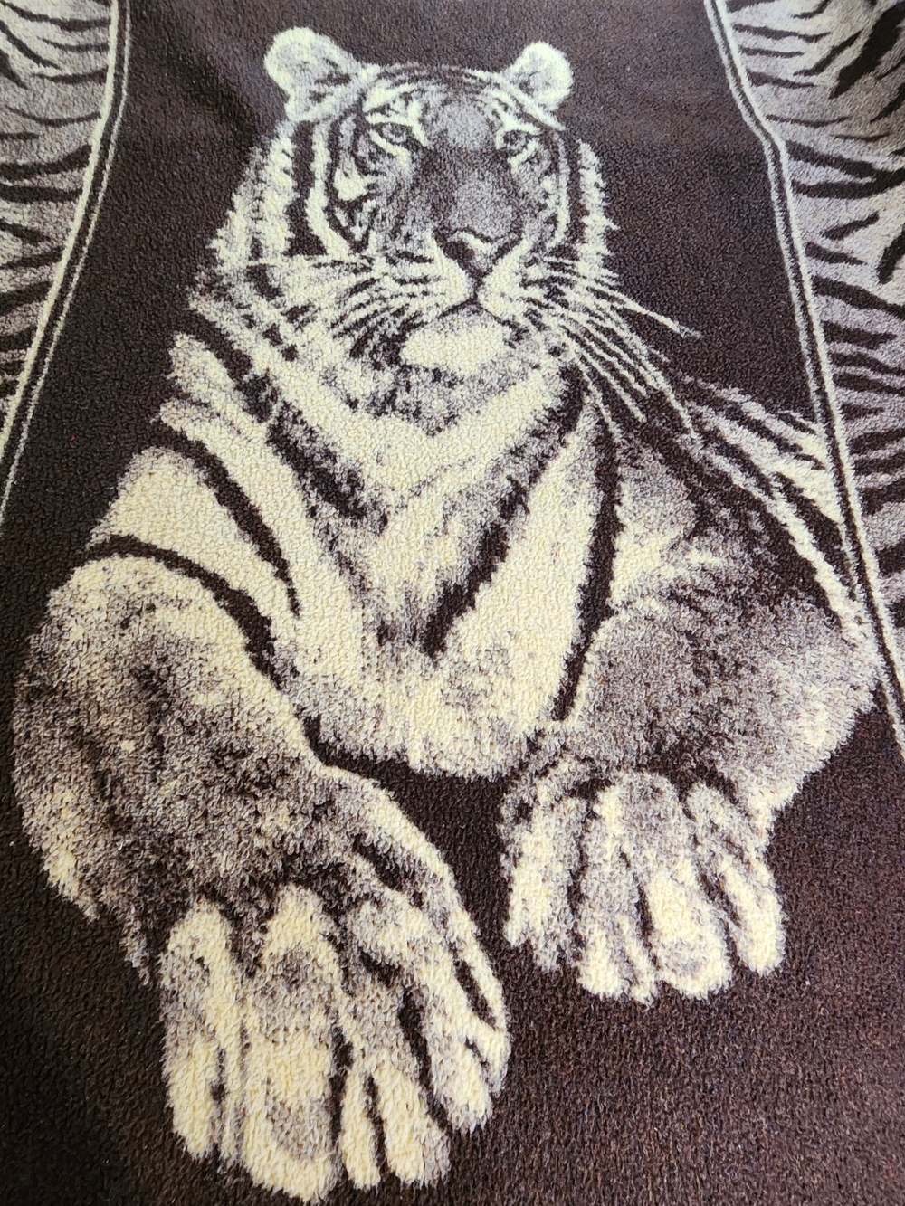 VTG Revert Tiger Blanket Throw Reversible Brown Tan Acrylic MADE IN SPAIN 79x54
